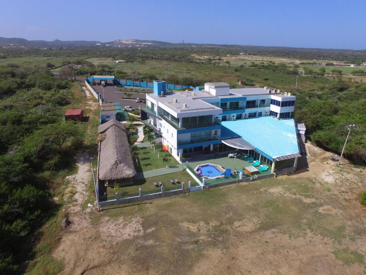 Hotel Campestre El Cisne Баранкила Екстериор снимка